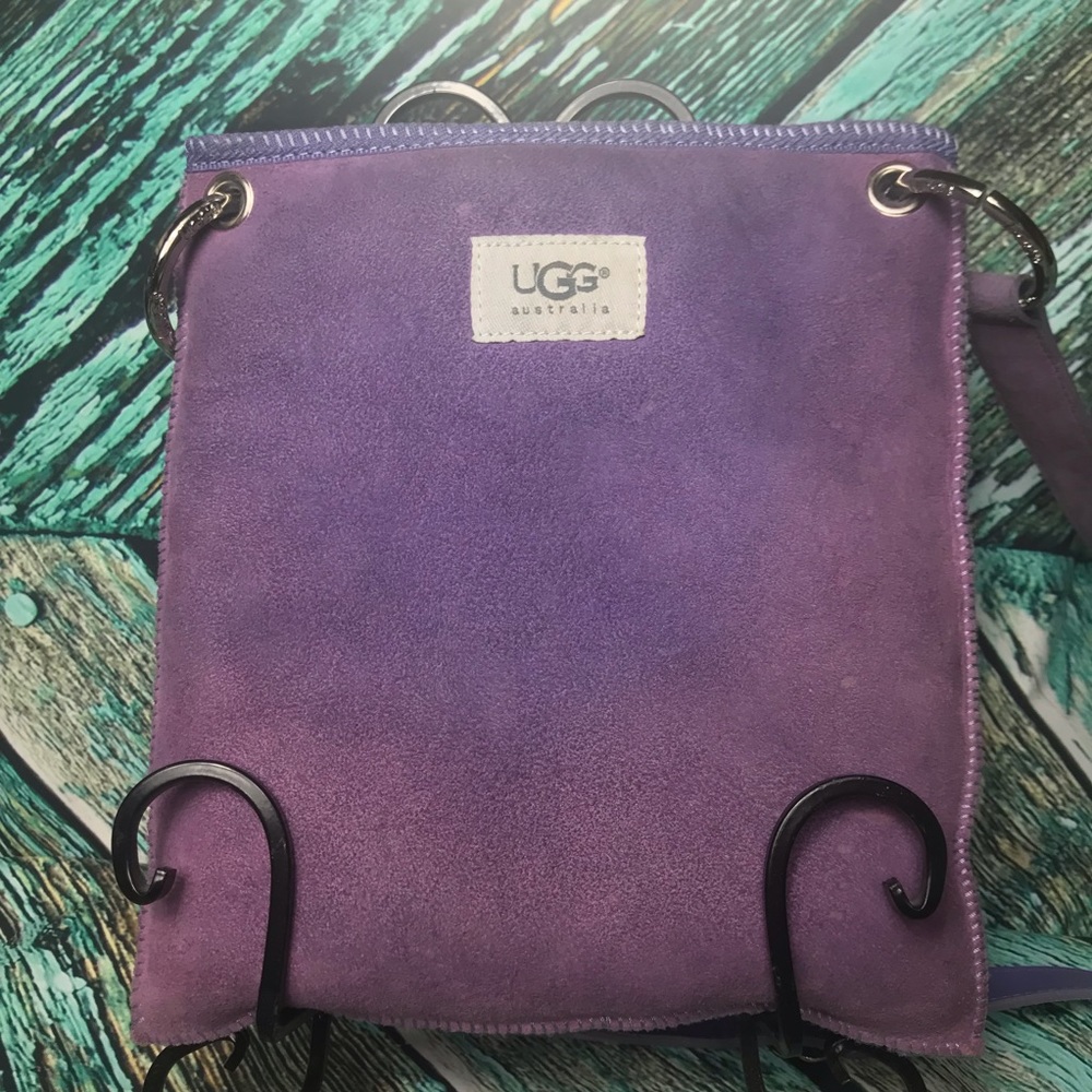 UGG purple hombre suede/sheepskin crossbody bag